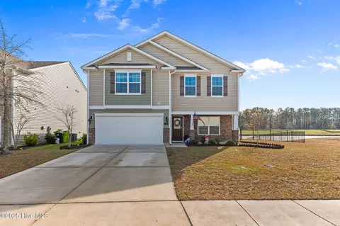 600 Lake Tyler Dr, New Bern, NC 28560