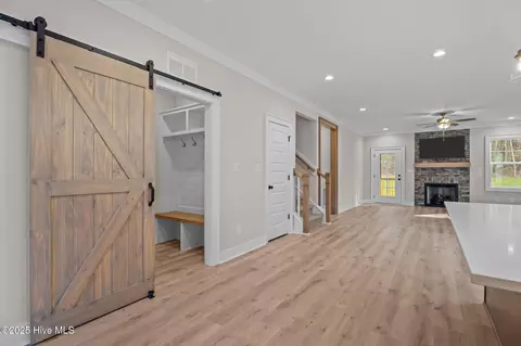 Entry Way - 20 Stream View Way, Spring Hope, NC 27882 photo 2 of 5