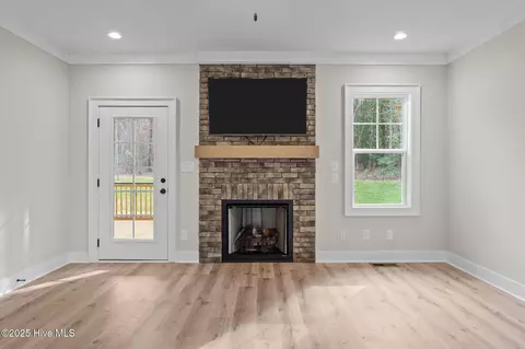 Living - 20 Stream View Way, Spring Hope, NC 27882 photo 2 of 3
