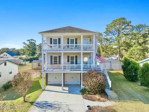 1124 Park Rd SW, Sunset Beach, NC 28468