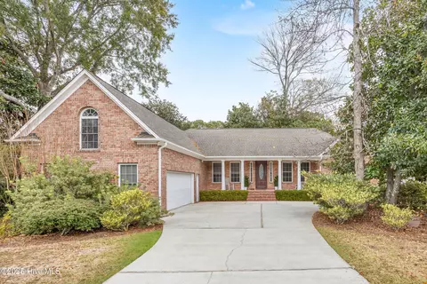 6711 Hardscrabble Ct, Wilmington, NC 28409