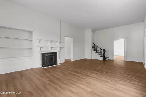 Living - 301 W Central St, Maxton, NC 28364 photo 1 of 25