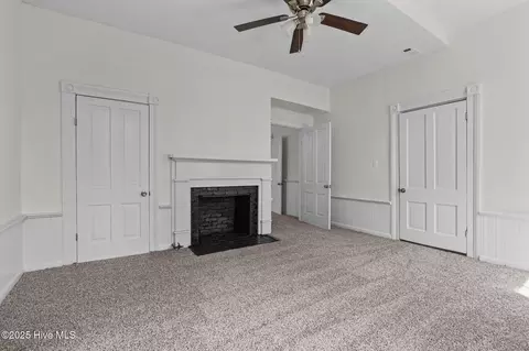 Bedroom - 301 W Central St, Maxton, NC 28364 photo 8 of 19