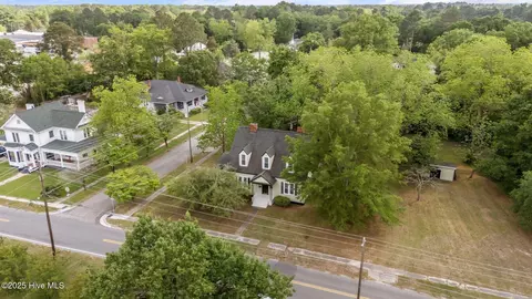 Other - 301 W Central St, Maxton, NC 28364 photo 17 of 25