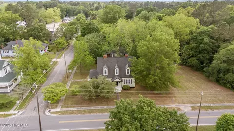 Other - 301 W Central St, Maxton, NC 28364 photo 21 of 25
