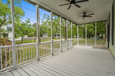 Exterior - 301 W Central St, Maxton, NC 28364 photo 11 of 24