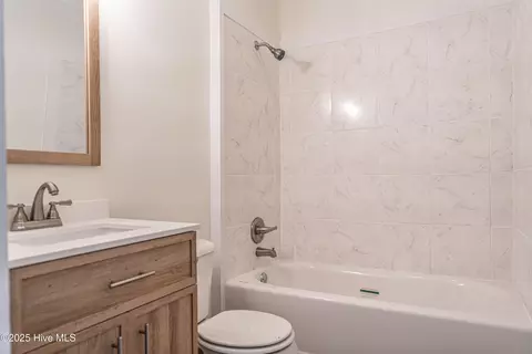 Bath - 301 W Central St, Maxton, NC 28364 photo 7 of 7