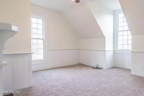 Bedroom - 301 W Central St, Maxton, NC 28364 photo 14 of 19