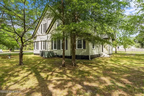 Other - 301 W Central St, Maxton, NC 28364 photo 19 of 25
