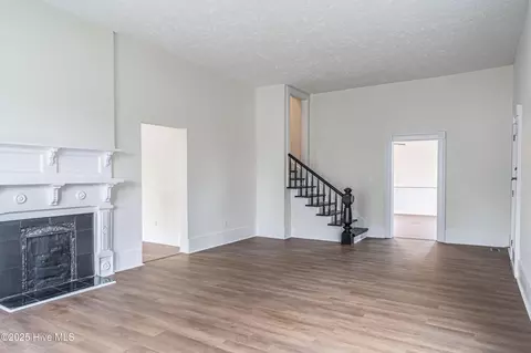 Living - 301 W Central St, Maxton, NC 28364 photo 17 of 25