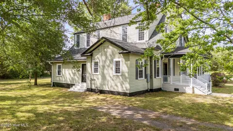 Other - 301 W Central St, Maxton, NC 28364 photo 18 of 25