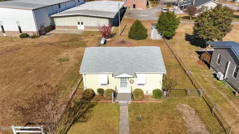 302 Williamson Rd, Edenton, NC 27932