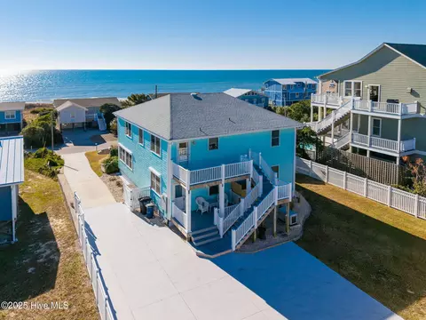 1606 Ocean Dr, Emerald Isle, NC 28594