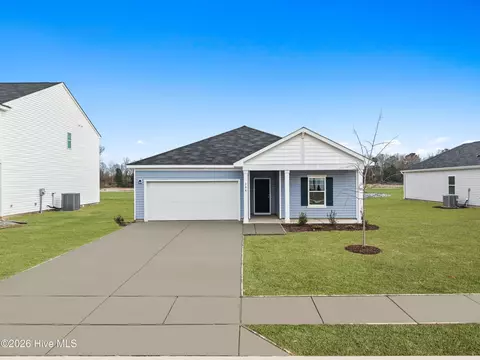 104 Muscadine Dr, Jacksonville, NC 28546