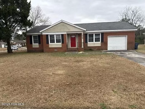 625 Winchester Rd, Jacksonville, NC 28546