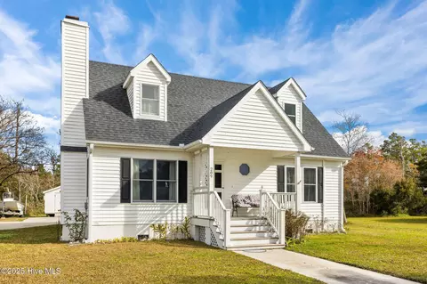 Exterior - 289 Croaker St, Davis, NC 28524 photo 1 of 8