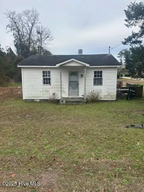 604 Us Highway 17 S, Holly Ridge, NC 28445