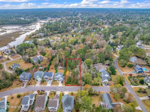 504 Belhaven Dr, Wilmington, NC 28411