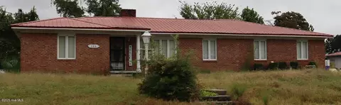 306 Greenfield Blvd, Greenville, NC 27834