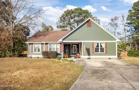 111 Bedford Grn, Jacksonville, NC 28546