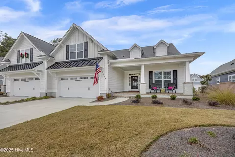 8224 Centerwood Dr, Leland, NC 28451