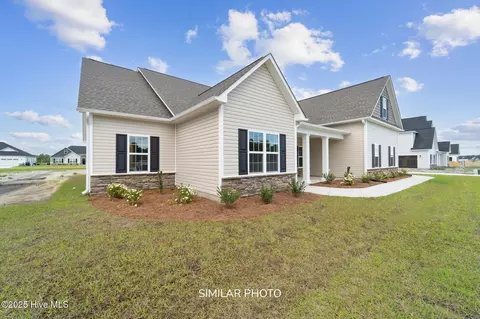 805 Water Tupelo Way, Jacksonville, NC 28546