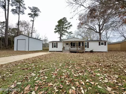 182 W Island Trl, Hertford, NC 27944