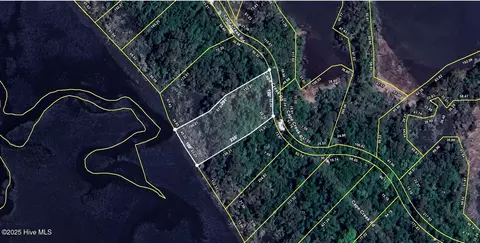 83 Cape Creek Rd, Bald Head Island, NC 28461