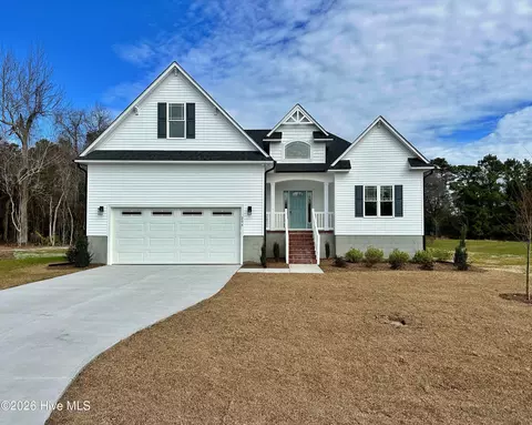 204 N Tamassee Ln, Beaufort, NC 28516