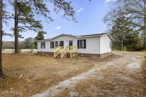 2540 Belgrade Swansboro Rd, Maysville, NC 28555