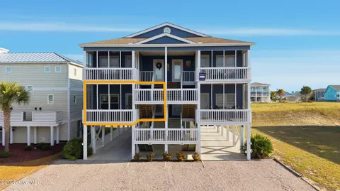 405 27th St # B, Sunset Beach, NC 28468