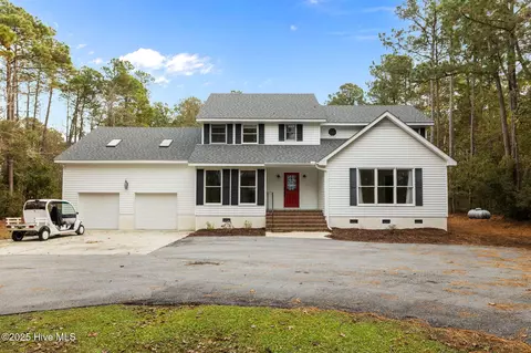 108 Brandywine Blvd, Morehead City, NC 28557