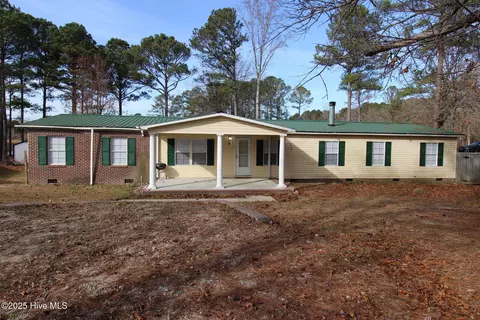 60 Jessica Ct, Sanford, NC 27332