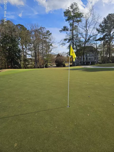 257 Maple Creek Dr, Wallace, NC 28466