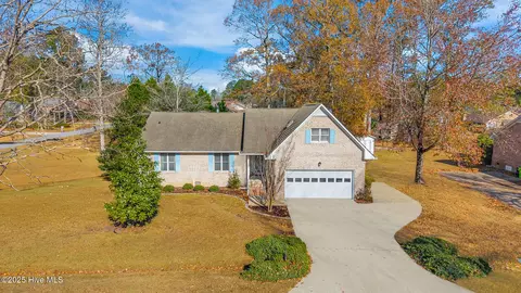 104 New Hampshire Ln, New Bern, NC 28562