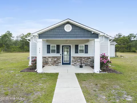 Exterior - 406 Elgin Rd, Hubert, NC 28539 photo 7 of 8