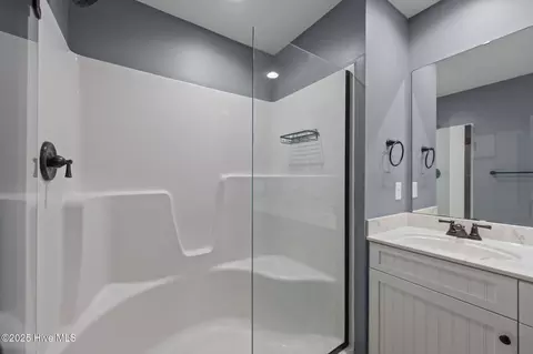 Bath - 406 Elgin Rd, Hubert, NC 28539 photo 2 of 8