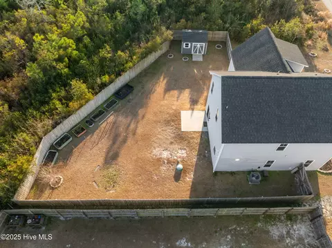 View/Area - 406 Elgin Rd, Hubert, NC 28539 photo 1 of 9