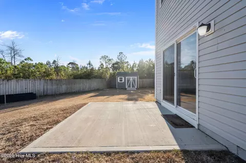 Exterior - 406 Elgin Rd, Hubert, NC 28539 photo 3 of 8
