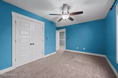 Bedroom - 406 Elgin Rd, Hubert, NC 28539 photo 8 of 10