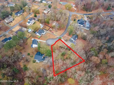 1312 Fairbanks Ct, Jacksonville, NC 28546