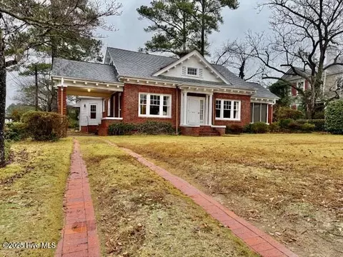 911 Ann St, Rockingham, NC 28379