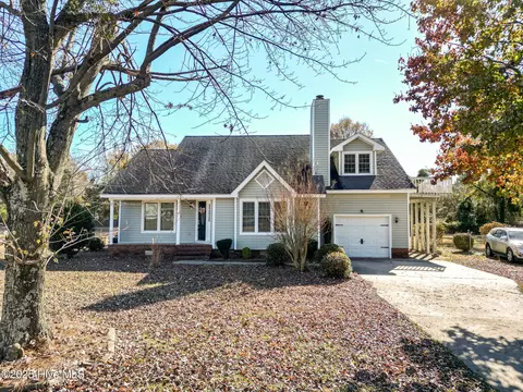 108 Moss Hill Dr, Goldsboro, NC 27530