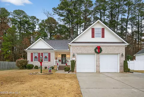2712 Winding Ridge Dr W, Wilson, NC 27893