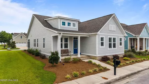 4073 Reunion Pointe Ln, New Bern, NC 28562