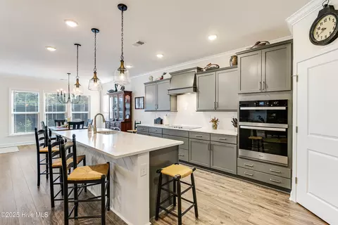 Kitchen - 113 Eagle Claw Dr, Calabash, NC 28467 photo 4 of 5