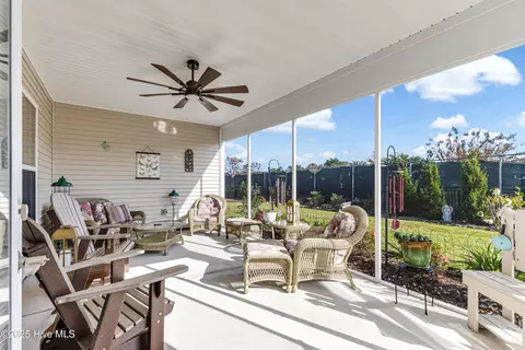 Exterior - 113 Eagle Claw Dr, Calabash, NC 28467 photo 5 of 10