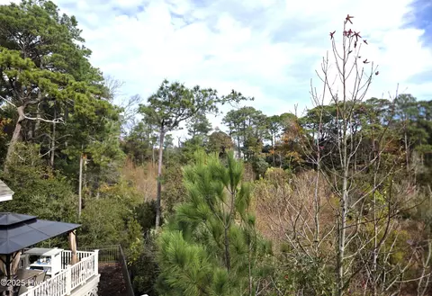 Exterior - 125 Tower Ln, Kill Devil Hills, NC 27948 photo 6 of 7
