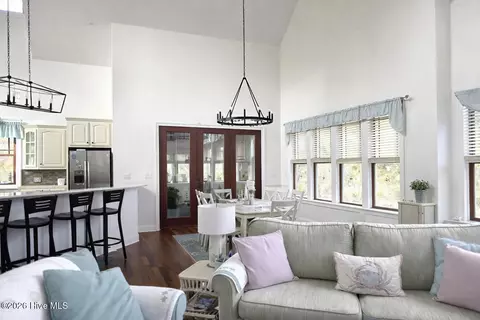 Dining - 125 Tower Ln, Kill Devil Hills, NC 27948 photo 1 of 2