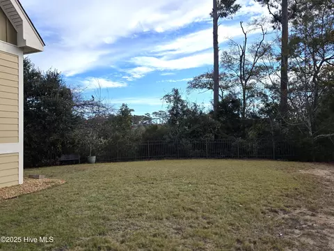 Exterior - 125 Tower Ln, Kill Devil Hills, NC 27948 photo 5 of 7